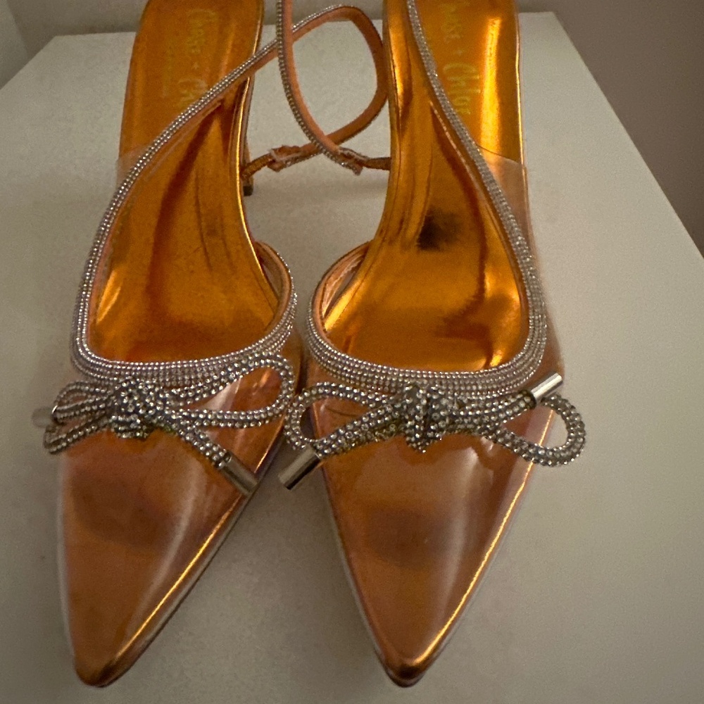 Size 8 Elegant Dress Shoes